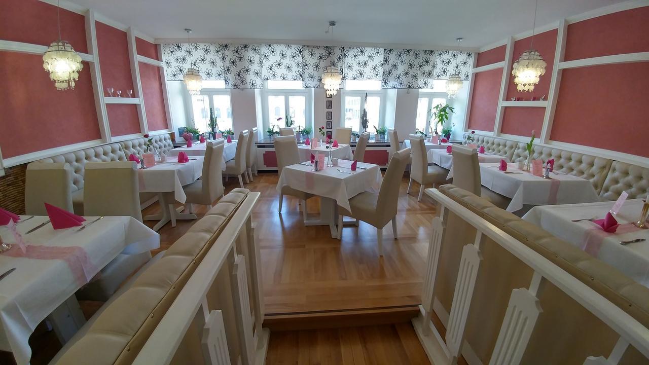 Hotel Goldener Anker Torgau Ngoại thất bức ảnh