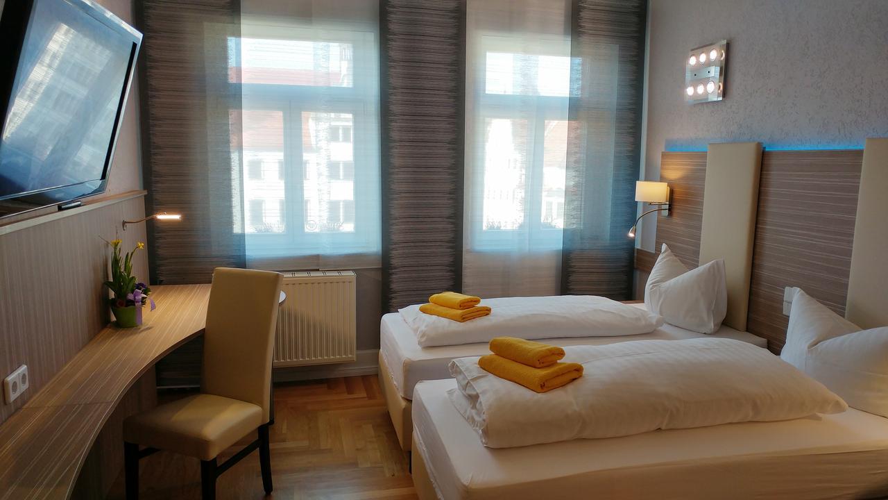 Hotel Goldener Anker Torgau Ngoại thất bức ảnh